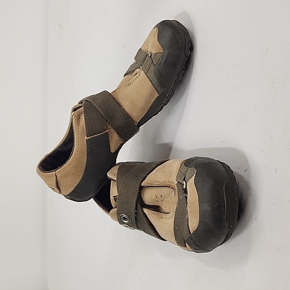 TEVA Ryley 6054 Cross Strap Hiking Trail Brown Suede Shoes Snap Slip On 8 - Picture 2 of 6